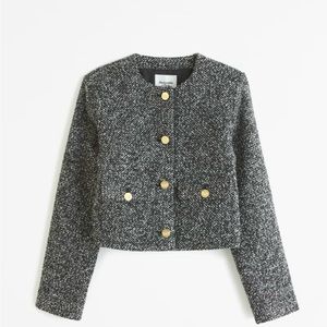 Collarless textured jacket